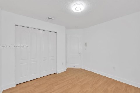 Купить виллу или дом в Дорал, Флорида 4 спальни, 200.11м2, № 1794925 - фото 21
