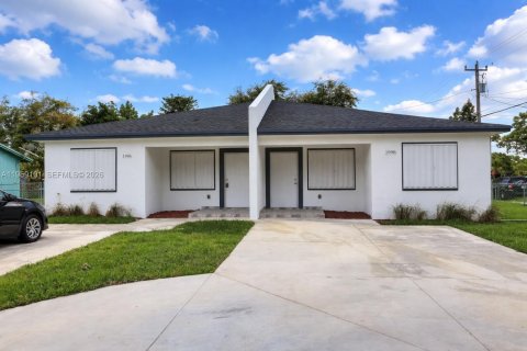 Villa ou maison à Miami, Floride 3 chambres, 103.4 m2 № 2030153