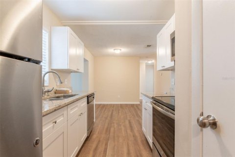 Casa en venta en Orlando, Florida, 3 dormitorios, 96.15 m2 № 1760336 - foto 7