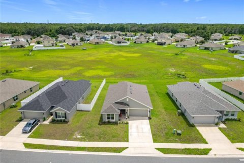 House in Ocala, Florida 3 bedrooms, 158.77 sq.m. № 1815612 - photo 2