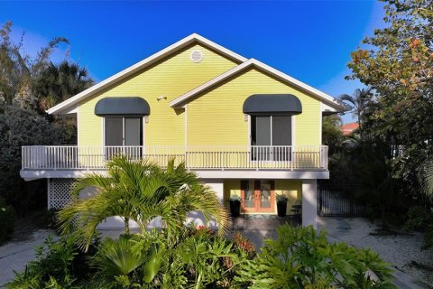 House in Longboat Key, Florida 3 bedrooms, 238.76 sq.m. № 1131982 - photo 7