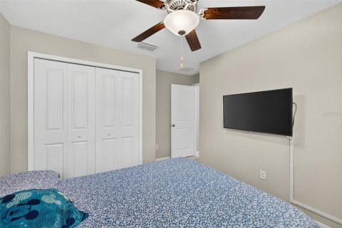 House in Wesley Chapel, Florida 4 bedrooms, 180.14 sq.m. № 1916135 - photo 22