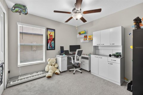 House in Wesley Chapel, Florida 4 bedrooms, 180.14 sq.m. № 1916135 - photo 16