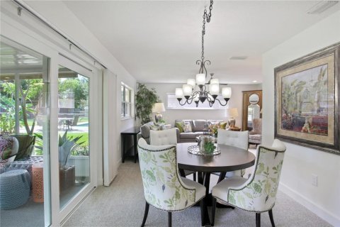 Casa en venta en Orlando, Florida, 4 dormitorios, 167.41 m2 № 1899284 - foto 5