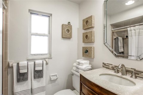 Casa en venta en Orlando, Florida, 4 dormitorios, 167.41 m2 № 1899284 - foto 12