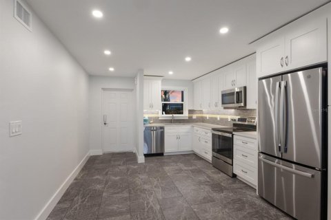 Copropriété à vendre à Holmes Beach, Floride: 2 chambres, 93.65 m2 № 1689627 - photo 9