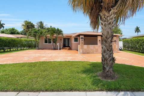 Casa en alquiler en Hollywood, Florida, 2 dormitorios, 191.84 m2 № 1977607 - foto 16