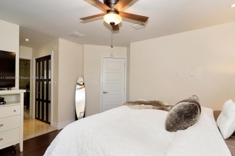 Снять в аренду виллу или дом в Холливуд, Флорида 2 спальни, 191.84м2, № 1977607 - фото 5