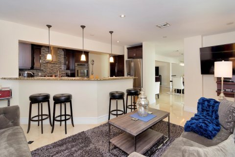 Casa en alquiler en Hollywood, Florida, 2 dormitorios, 191.84 m2 № 1977607 - foto 29