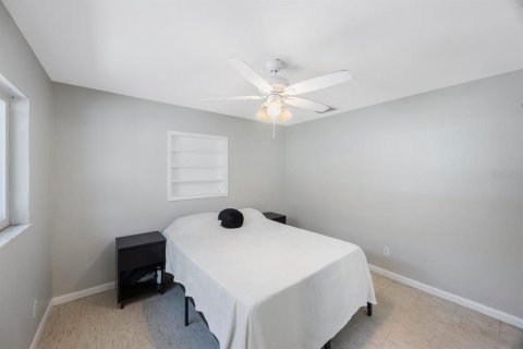 Casa en venta en Saint Petersburg, Florida, 3 dormitorios, 139.35 m2 № 1742737 - foto 28