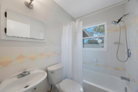 Casa en venta en Saint Petersburg, Florida, 3 dormitorios, 139.35 m2 № 1742737 - foto 21