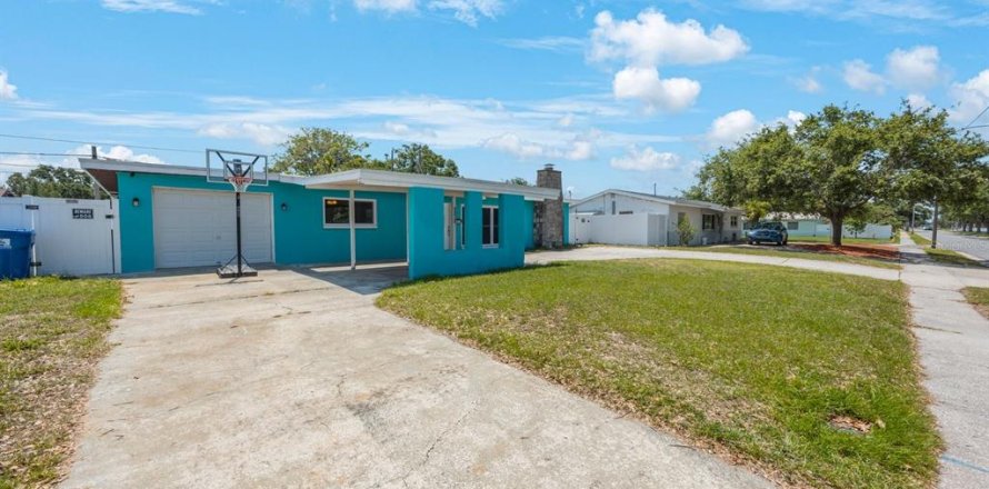 Casa en Saint Petersburg, Florida 3 dormitorios, 139.35 m2 № 1742737