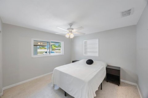 Casa en venta en Saint Petersburg, Florida, 3 dormitorios, 139.35 m2 № 1742737 - foto 27