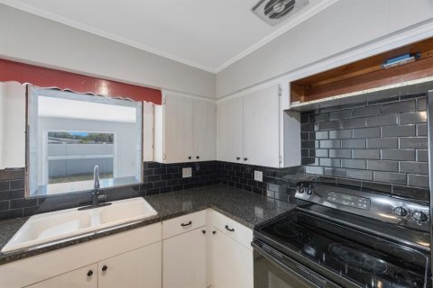 Casa en venta en Saint Petersburg, Florida, 3 dormitorios, 139.35 m2 № 1742737 - foto 16
