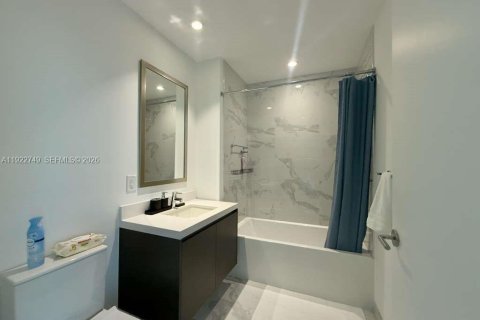 Купить кондоминиум в Майами, Флорида 2 спальни, 144.83м2, № 2090621 - фото 19