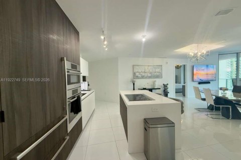 Купить кондоминиум в Майами, Флорида 2 спальни, 144.83м2, № 2090621 - фото 10