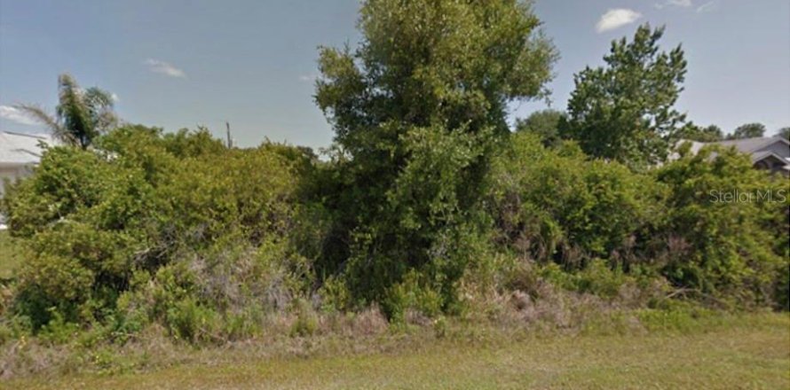 Land in North Port, Florida № 2159769