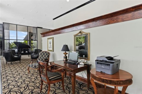 Condo in Orlando, Florida, 2 bedrooms  № 1908937 - photo 25