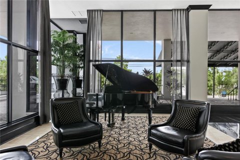 Condo in Orlando, Florida, 2 bedrooms  № 1908937 - photo 26