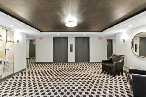 Condo in Orlando, Florida, 2 bedrooms  № 1908937 - photo 5