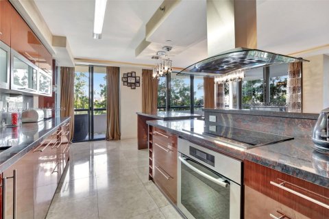 Copropriété à vendre à Aventura, Floride: 2 chambres, 169.55 m2 № 1937378 - photo 9