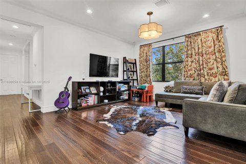 Снять в аренду виллу или дом в Делрей-Бич, Флорида 6 спален, 402.36м2, № 1950463 - фото 15