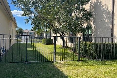 Снять в аренду виллу или дом в Делрей-Бич, Флорида 6 спален, 402.36м2, № 1950463 - фото 28