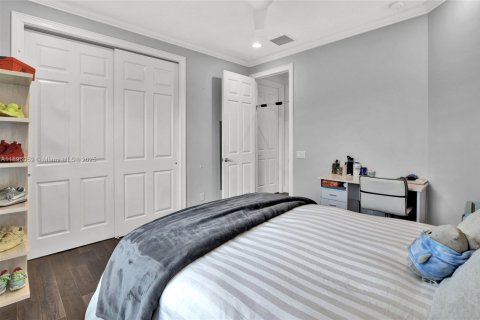 Снять в аренду виллу или дом в Делрей-Бич, Флорида 6 спален, 402.36м2, № 1950463 - фото 24