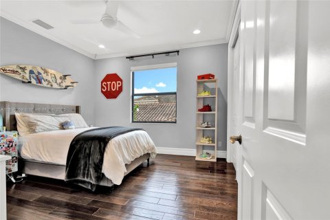 Снять в аренду виллу или дом в Делрей-Бич, Флорида 6 спален, 402.36м2, № 1950463 - фото 23