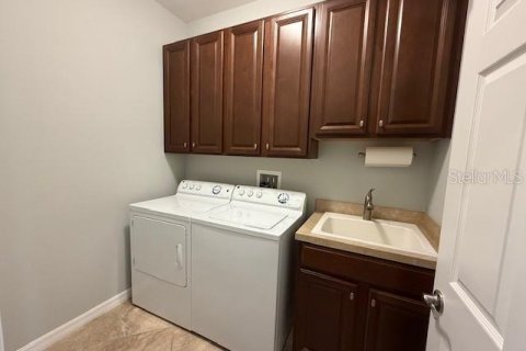 House in North Port, Florida 3 bedrooms, 184.5 sq.m. № 1649298 - photo 21