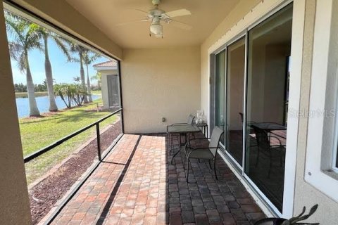 House in North Port, Florida 3 bedrooms, 184.5 sq.m. № 1649298 - photo 26