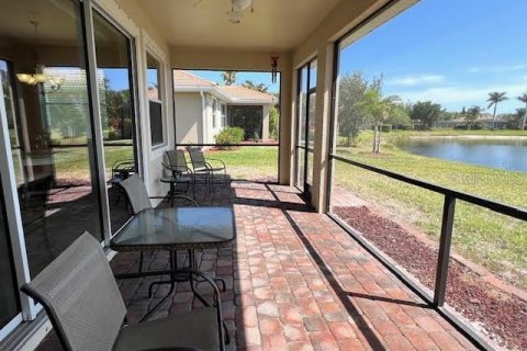 House in North Port, Florida 3 bedrooms, 184.5 sq.m. № 1649298 - photo 27