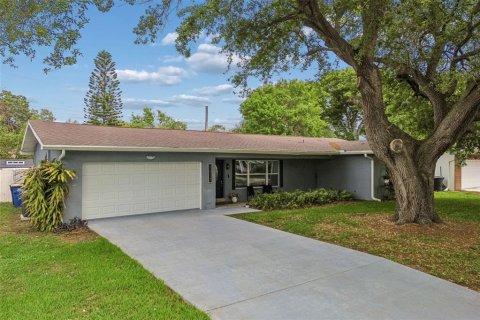 Casa en venta en Clearwater, Florida, 3 dormitorios, 167.78 m2 № 2102147 - foto 3