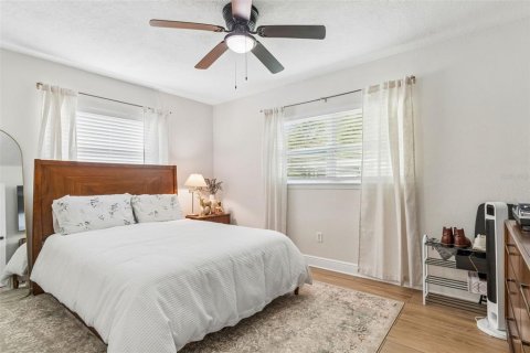 Casa en venta en Clearwater, Florida, 3 dormitorios, 167.78 m2 № 2102147 - foto 30