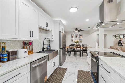 Casa en venta en Clearwater, Florida, 3 dormitorios, 167.78 m2 № 2102147 - foto 21