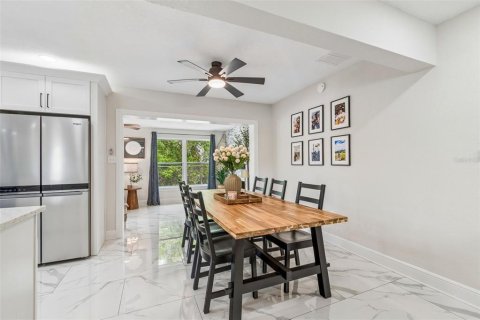 Casa en venta en Clearwater, Florida, 3 dormitorios, 167.78 m2 № 2102147 - foto 29