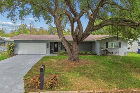 Casa en venta en Clearwater, Florida, 3 dormitorios, 167.78 m2 № 2102147 - foto 5