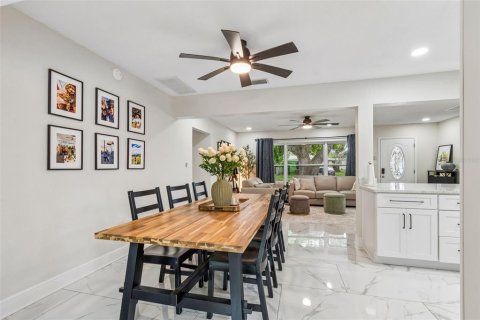 Casa en venta en Clearwater, Florida, 3 dormitorios, 167.78 m2 № 2102147 - foto 26