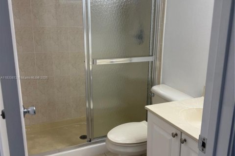 Condo in Plantation, Florida, 2 bedrooms  № 1814802 - photo 15