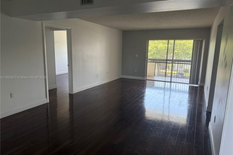 Condo in Plantation, Florida, 2 bedrooms  № 1814802 - photo 4