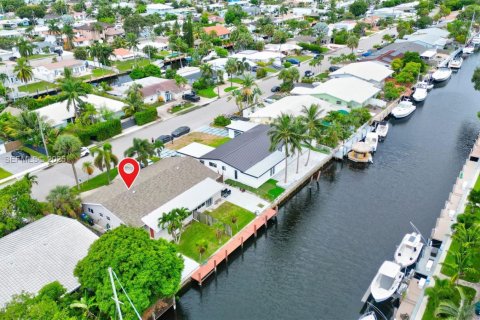 Casa en alquiler en Fort Lauderdale, Florida, 2 dormitorios, 113.34 m2 № 1986510 - foto 22