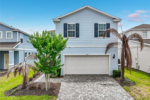House in Davenport, Florida 5 bedrooms, 231.88 sq.m. № 2093665
