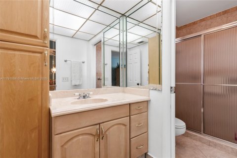 Villa ou maison à vendre à Hallandale Beach, Floride: 3 chambres, 139.35 m2 № 1726837 - photo 3