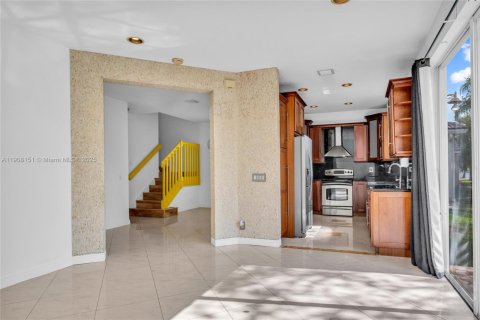 House in Weston, Florida 3 bedrooms, 168.62 sq.m. № 1965418 - photo 17