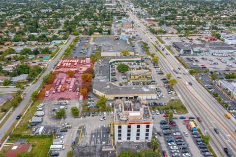Immobilier commercial à vendre à Miami Gardens, Floride № 1889569 - photo 7