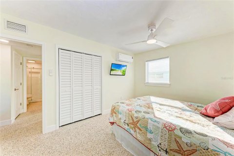 Villa ou maison à vendre à Holmes Beach, Floride: 3 chambres, 104.79 m2 № 2418835 - photo 27