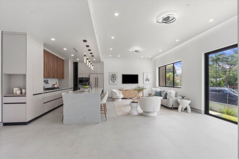 Townhouse in Fort Lauderdale, Florida 4 bedrooms, 390.19 sq.m. № 2190082 - photo 6