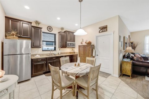 Casa en venta en Riverview, Florida, 6 dormitorios, 363.43 m2 № 1904298 - foto 25