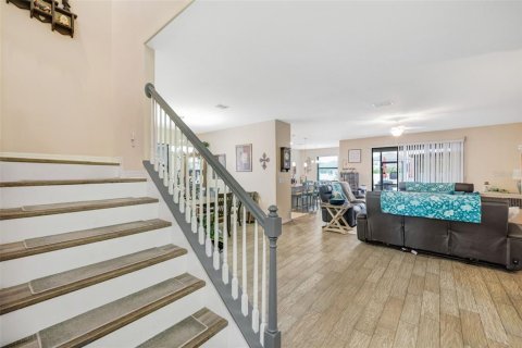 Casa en venta en Riverview, Florida, 6 dormitorios, 363.43 m2 № 1904298 - foto 8