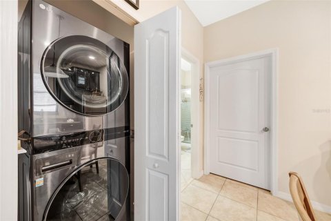Casa en venta en Riverview, Florida, 6 dormitorios, 363.43 m2 № 1904298 - foto 30